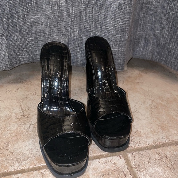 So Me Shoes - SO ME ✨ Elegant Black Women's Platform Heels